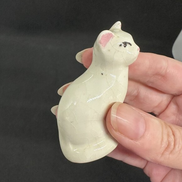 SOLD Vintage Pair Ceramic Black White Sitting Cats Halloween Angel Ying Yang - Picture 9 of 9